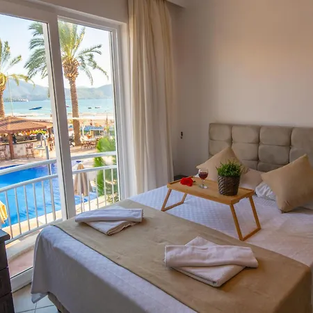 Sunset Club Aqualettings Dolphin 4 Apartamento *